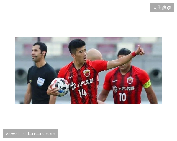 上海海港富盛经开6-1上海赛更达，李圣龙双响杨黔东获处子球